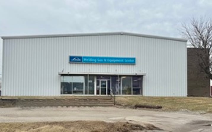 Pictures of Industrial property located at 903 2nd Ave, Rock Island, IL 61201 for sales - image #1