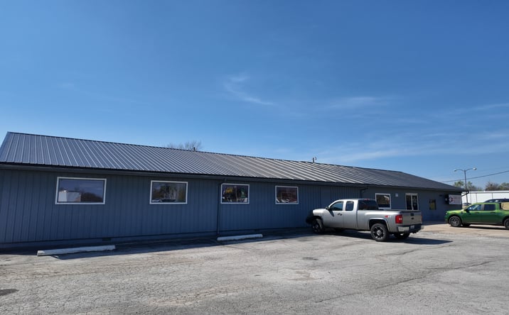 Pictures of Industrial, Office, Retail property located at 5467 N Main St Rd, Joplin, MO 64801 for sales - image #1