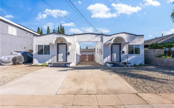 Pictures of Multifamily property located at 1412 Ravenna, Wilmington, CA 90744 for sales - image #1