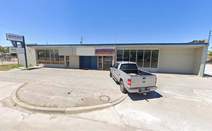 Pictures of Retail property located at 613 SW Sheridan Rd, Lawton, OK 73505 for sales - image #1