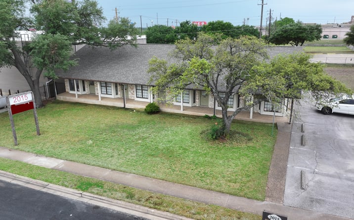 Pictures of Office property located at 2015 Monarch Dr, Austin, TX 78748 for sales - image #1