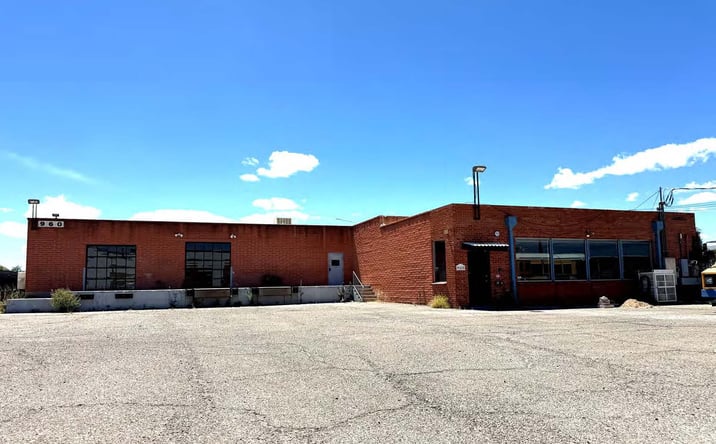 Pictures of Industrial property located at 960 E 17th St, Tucson, AZ 85719 for sales - image #1