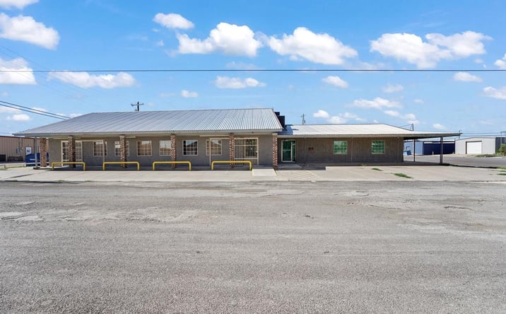 Pictures of Retail property located at 1012 N Butz, Fort Stockton, TX 79735 for sales - image #1