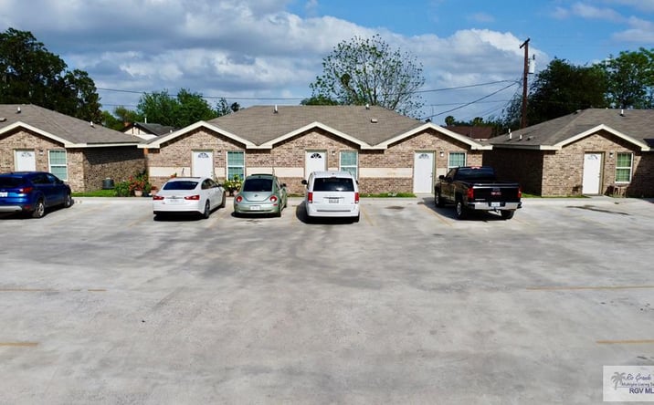 Pictures of Multifamily property located at 212 N 5th St, Donna, TX 78539 for sales - image #1