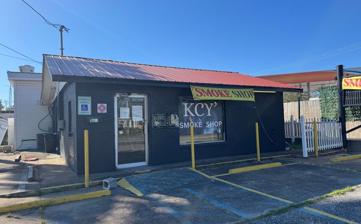 Pictures of Retail, Business for Sale property located at 503 S Waukesha Street, Bonifay, FL 32425 for sales - image #1