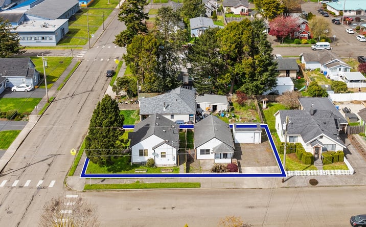 Pictures of Multifamily property located at 915 Stillwell Avenue, Tillamook, OR 97141 for sales - image #1
