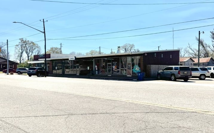 Pictures of Office property located at 114 S. Jackson Street, Grove Hill, AL 36451 for sales - image #1