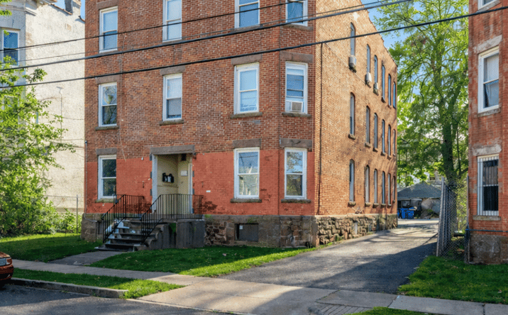 Pictures of Multifamily property located at 27 Bond St, Hartford, CT 06114 for sales - image #1