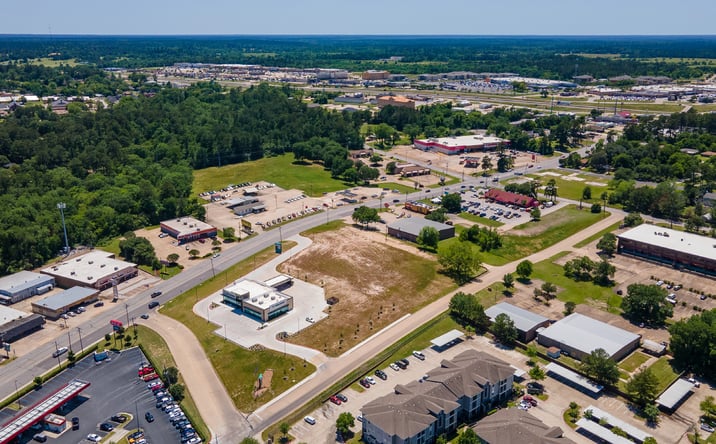Pictures of Land property located at 1718 11th Street, Huntsville, TX 77340 for sales - image #1