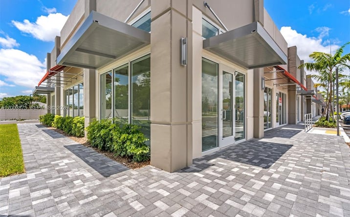 Pictures of Retail property located at 9620 Stirling Rd # 101, Cooper City, FL 33024 for sales - image #1