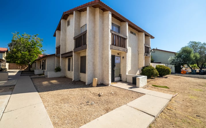 Pictures of Multifamily property located at 2440 E Waltann Ln, Phoenix, AZ 85032 for sales - image #1