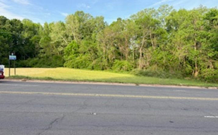 Pictures of Land property located at 719 M.L.K. Jr Ave, Oxford, NC 27565 for sales - image #1