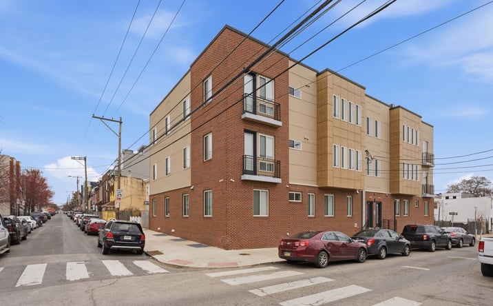 Pictures of Multifamily property located at 121 W Cumberland St, Philadelphia, PA 19133 for sales - image #1