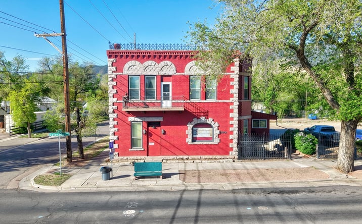 Pictures of Hospitality, Retail property located at 2801 W Colorado Ave, Colorado Springs, CO 80904 for sales - image #1
