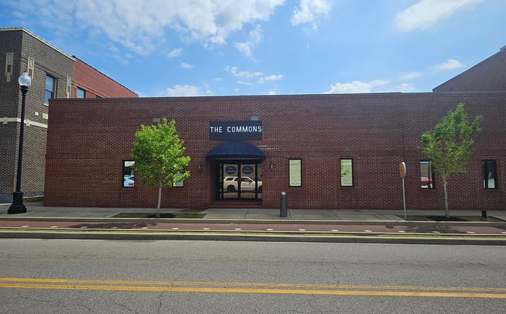 Pictures of Retail, Special Purpose, Business for Sale property located at 315 North Main Street, Evansville, IN 47711 for sales - image #1