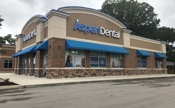 Pictures of Retail property located at 930 S 11th St, Niles, MI 49120 for sales - image #1