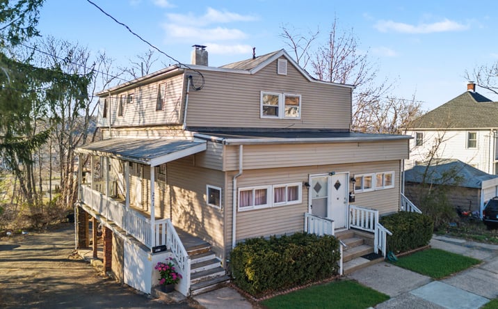 Pictures of Multifamily property located at 219 South Orchard Street, Wallingford, CT 06492 for sales - image #1