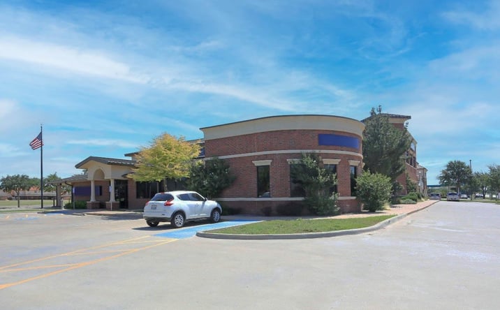 Pictures of Retail property located at 4718 4th St, Lubbock, TX 79416 for sales - image #1