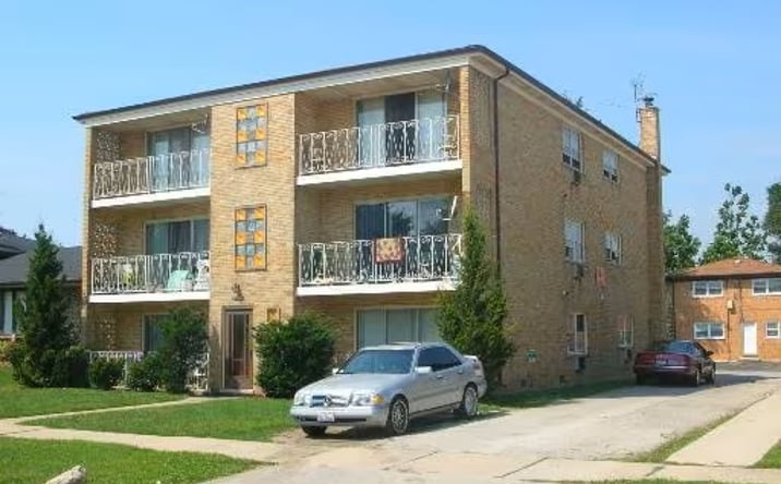 Pictures of Multifamily property located at 123 Confidential, Oak Lawn, IL 60453 for sales - image #1