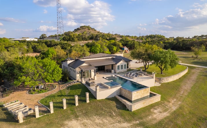 Pictures of Multifamily, Hospitality, Land, Special Purpose property located at 101 Rolling Hills Rd, Blanco, TX 78606 for sales - image #1