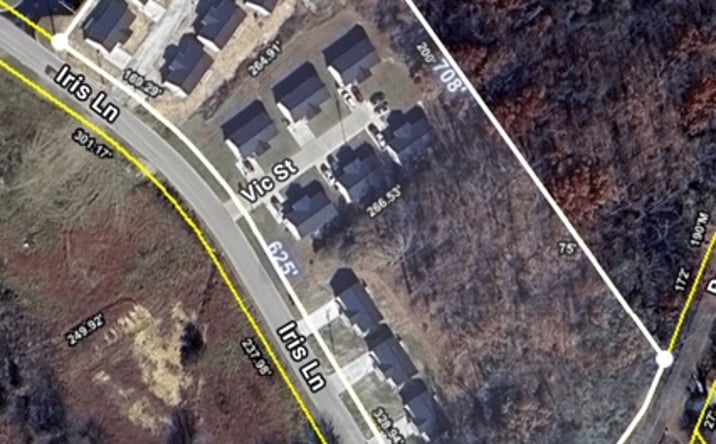 Pictures of Retail, Multifamily property located at 225 Iris Lane, Crossville, TN 38555 for sales - image #1