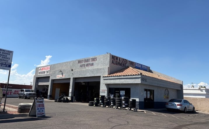 Pictures of Retail property located at 4040 N 75th Ave, Phoenix, AZ 85033 for sales - image #1