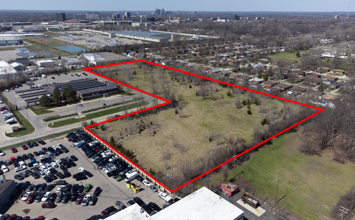 Pictures of Land property located at 14200 W Eight Mile W, Oak Park, MI 48237 for sales - image #1