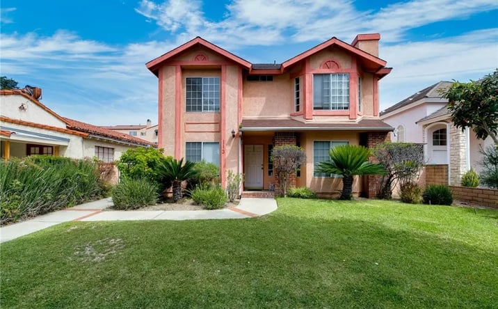Pictures of Multifamily property located at 113 Diamond, Arcadia, CA 91006 for sales - image #1