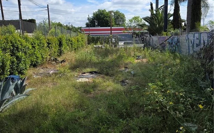 Pictures of Land property located at San Pedro Blvd, Los Angeles, CA 90061 for sales - image #1