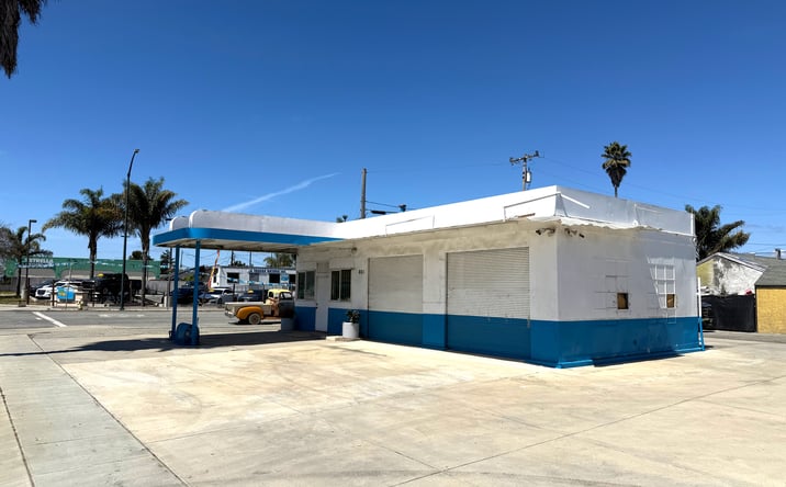 Pictures of Mixed Use, Office, Retail property located at 801 E Market St, Salinas, CA 93905 for sales - image #1