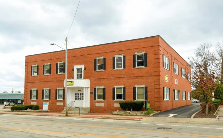 Pictures of Office property located at 1495 Warren Rd, Lakewood, OH 44107 for sales - image #1