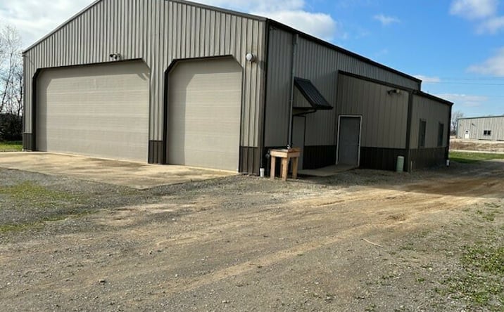 Pictures of Industrial property located at 5841 County Road 205, Cape Girardeau, MO 63701 for sales - image #1