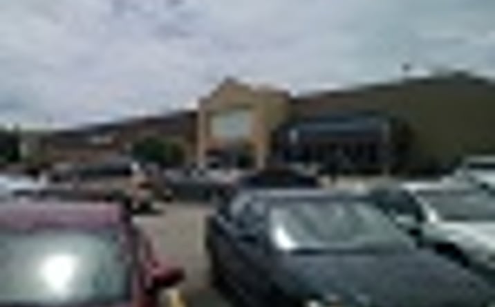 Pictures of Retail property located at 7707-7715 South Raeford Road, Fayetteville, NC 28304 for sales - image #1