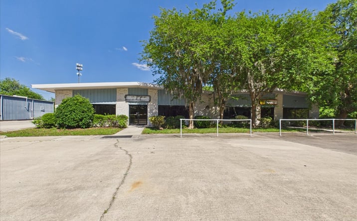 Pictures of Retail property located at 607 N. Palm Ave, Palatka, FL 32177 for sales - image #1