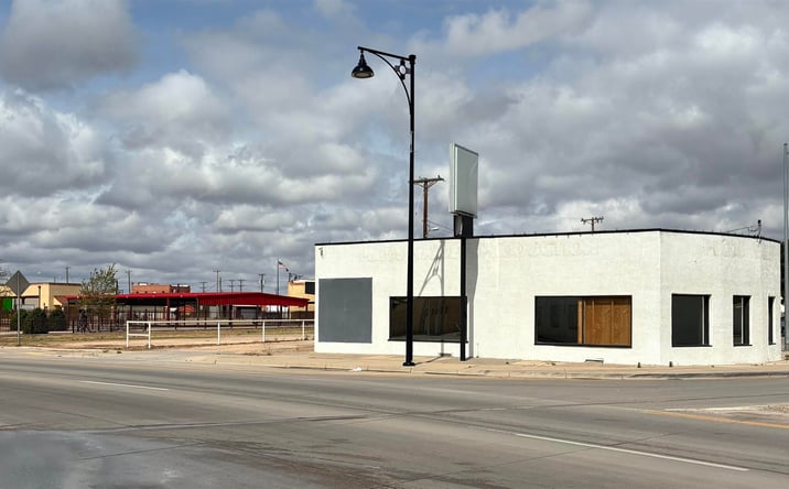 Pictures of Mixed Use property located at 215 E 2nd Street, Portales, NM 88130 for sales - image #1