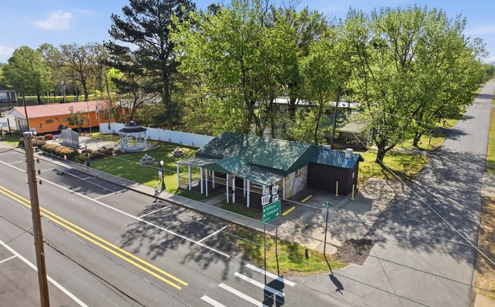 Pictures of Hospitality, Mixed Use, Office, Retail property located at 900 Main St, Pangburn, AR 72121 for sales - image #1