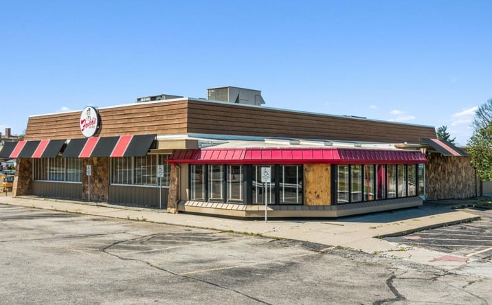 Pictures of Retail property located at 4765 Montgomery Rd, Cincinnati, OH 45212 for sales - image #1