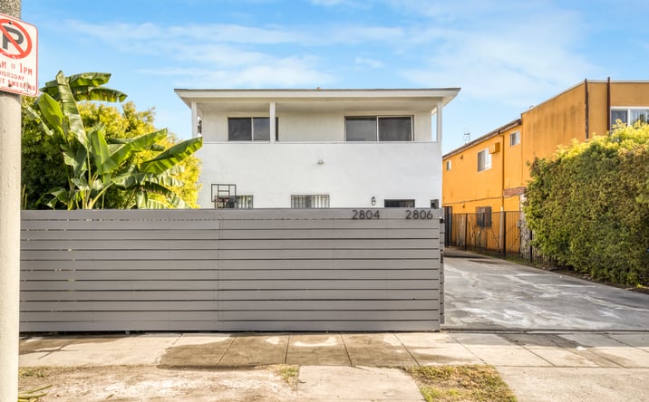 Pictures of Multifamily property located at 2803 S Norton Ave, Los Angeles, CA 90018 for sales - image #1