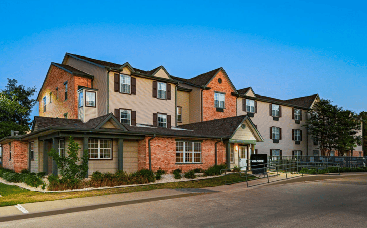 Pictures of Hospitality property located at 1300 University Dr E, College Station, TX 77840 for sales - image #1