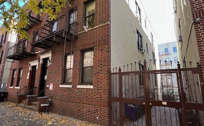 Pictures of Office property located at 31-49 33 street, Astoria, NY 11106 for sales - image #1