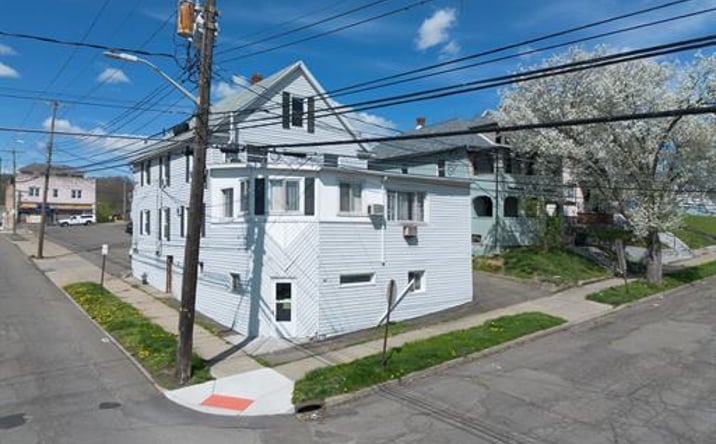 Pictures of Multifamily property located at 101 Squires Ave, Endicott, NY 13760, 105 Squires Ave, Endicott, NY 13760 for sales - image #1