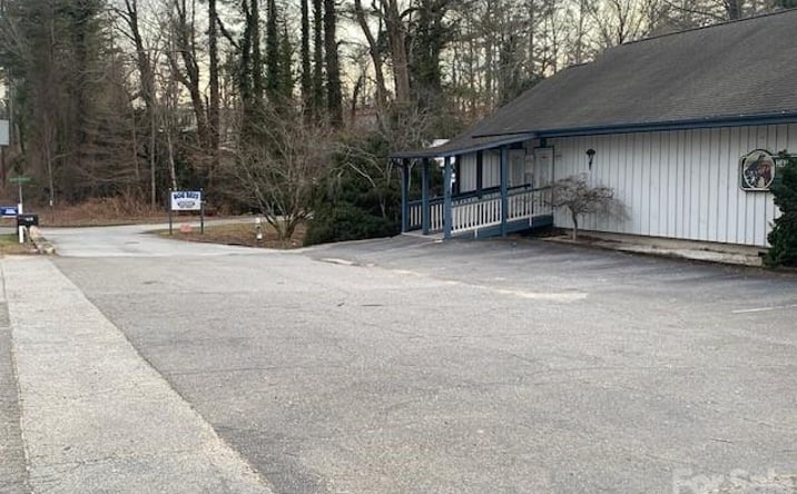 Pictures of Retail, Office, Industrial, Special Purpose property located at 1001 & 1003 Greenville Highway, Hendersonville, NC 28792 for sales - image #1