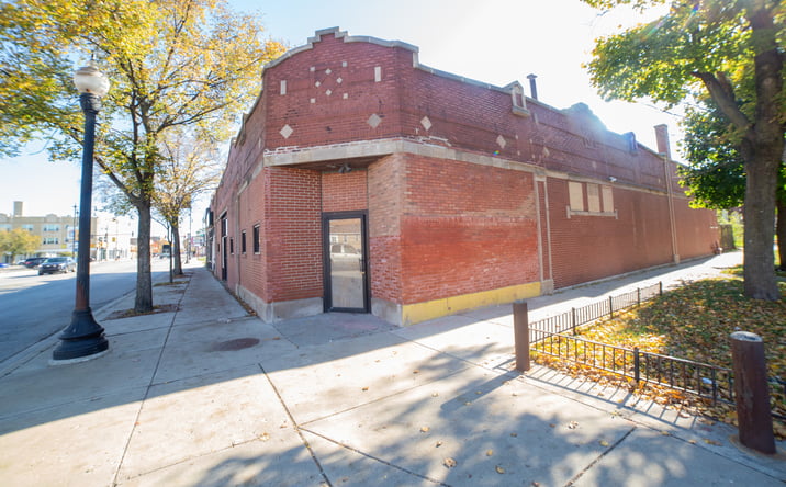 Pictures of Retail property located at 1423 W 79th Street, Chicago, IL 60620 for sales - image #1