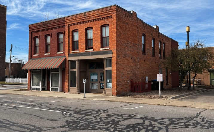 Pictures of Mixed Use, Multifamily, Retail property located at 108 Pearl Street, Ypsilanti, MI 48197 for sales - image #1