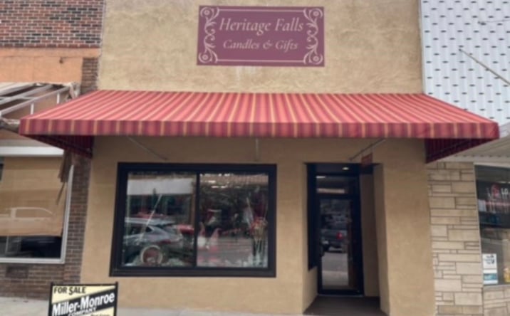 Pictures of Office, Retail property located at 1614 Stone St, Falls City, NE 68355 for sales - image #1
