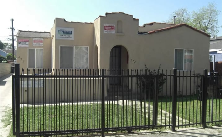 Pictures of Multifamily property located at 624 E 80th, Los Angeles, CA 90001 for sales - image #1