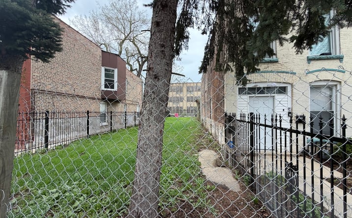 Pictures of Land property located at 425 N Lawndale Avenue, Chicago, IL 60624 for sales - image #1