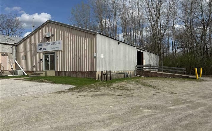 Pictures of Industrial property located at 5160 Railroad St, Sylvania, OH 43560 for sales - image #1