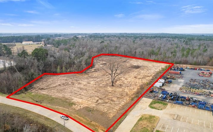 Pictures of Land property located at 529 Marvin A. Smith Drive, Kilgore, TX 75662 for sales - image #1