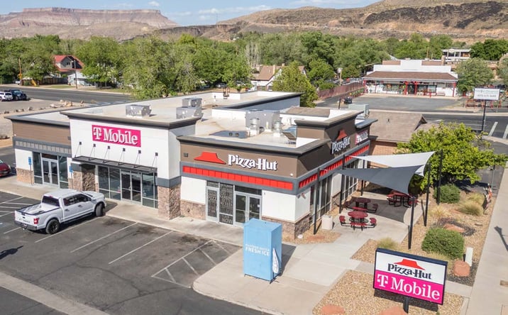 Pictures of Retail property located at 222 West State Street, Hurricane, UT 84737 for sales - image #1